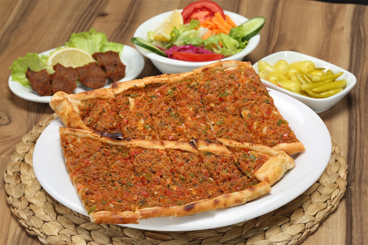 17-Kıymalı_Pide