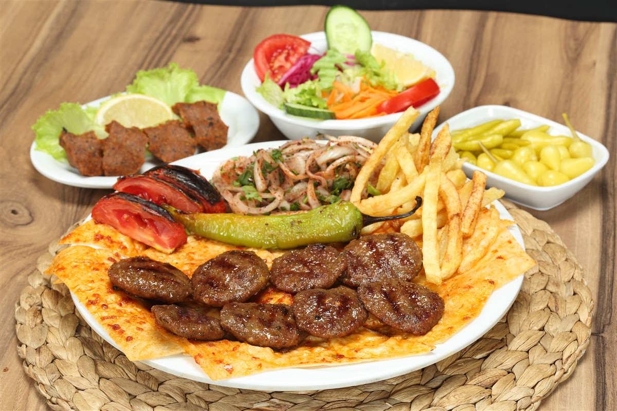 8-Izgara_Köfte